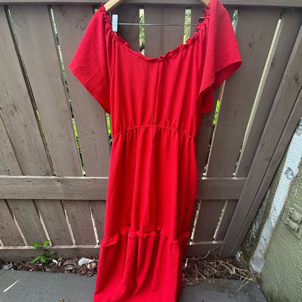 🎉NWT🎉 Red Ruffled Maxi Dress - Picture 13 of 16
